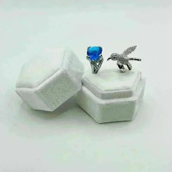 Fashion Blue Zircon Rhinestone Hummingbird Ring - Picture 8 of 10